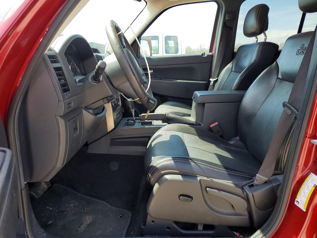 2012 JEEP LIBERTY