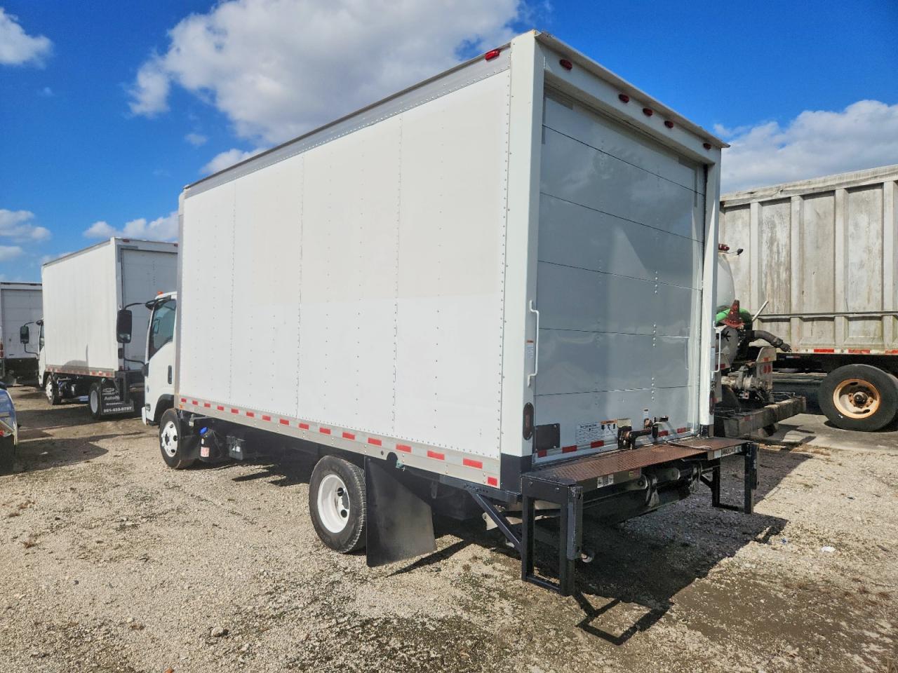 2019 ISUZU NPR