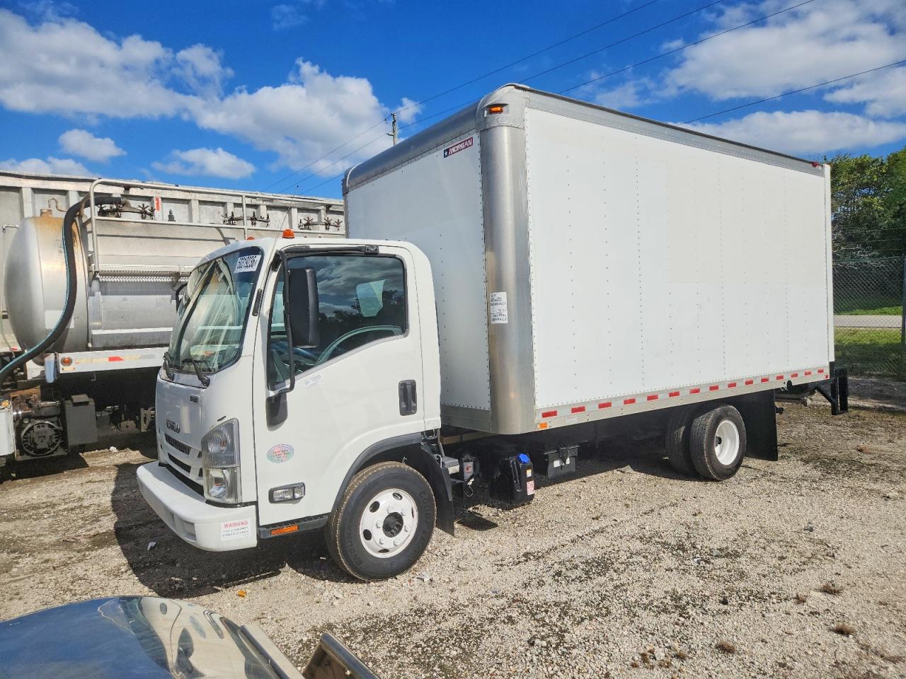 2019 ISUZU NPR
