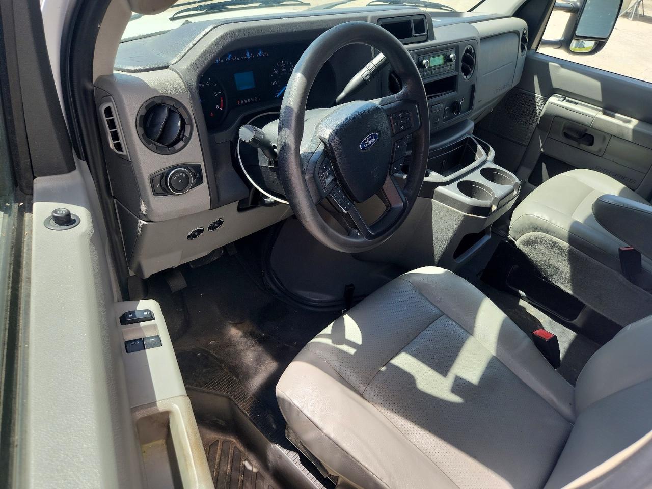 2022 FORD ECONOLINE