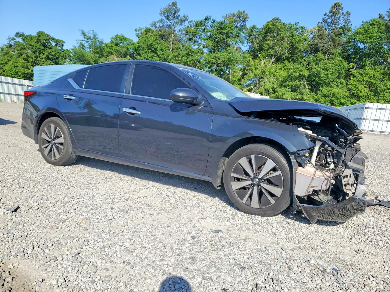 2022 NISSAN ALTIMA