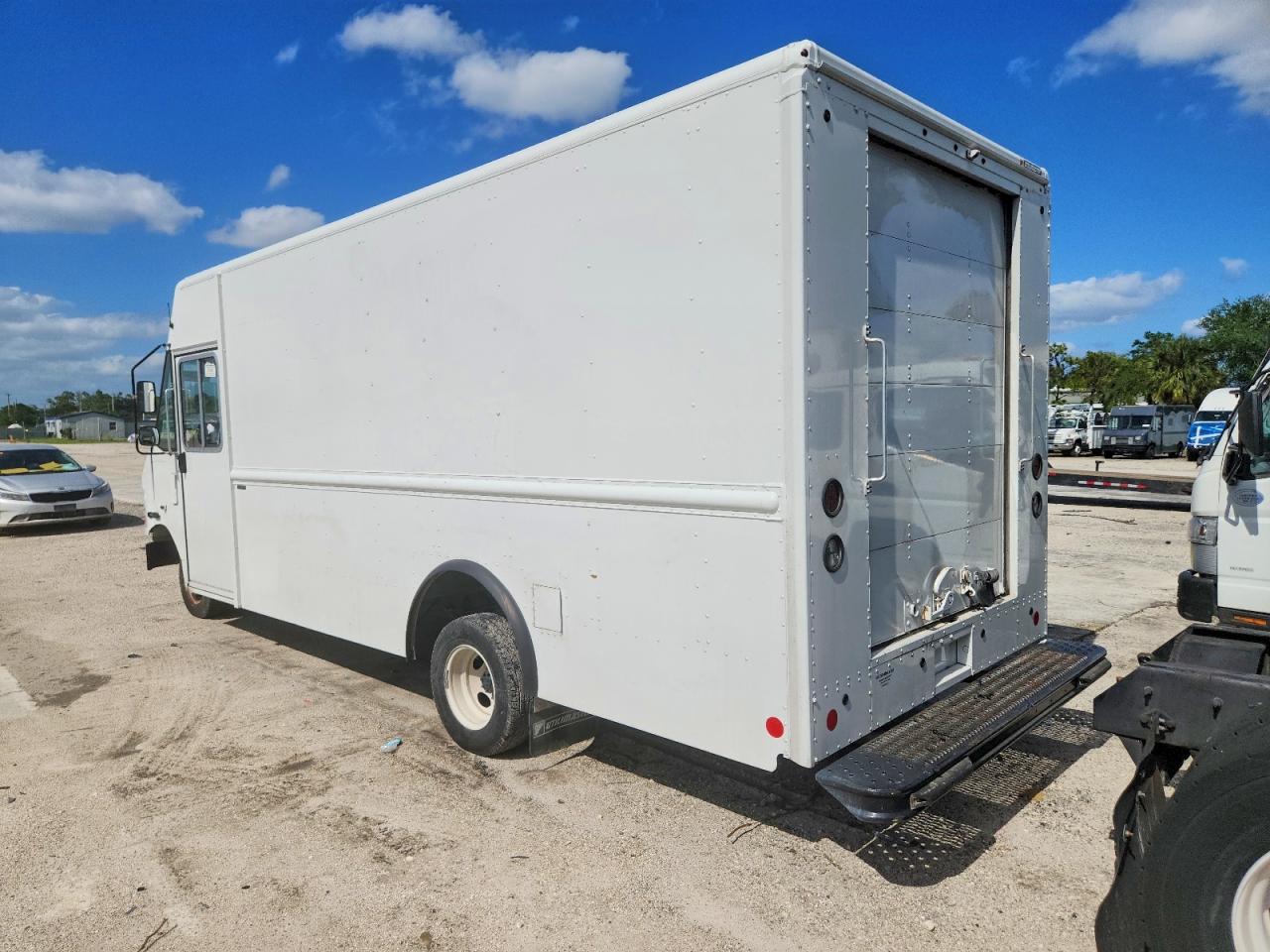 2023 FORD ECONOLINE