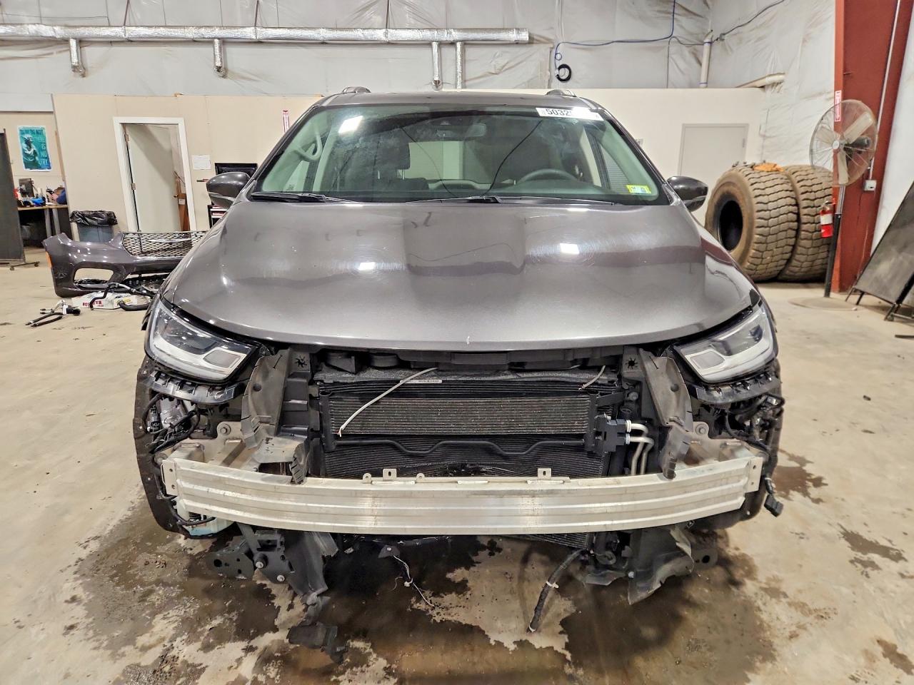 2022 CHRYSLER PACIFICA