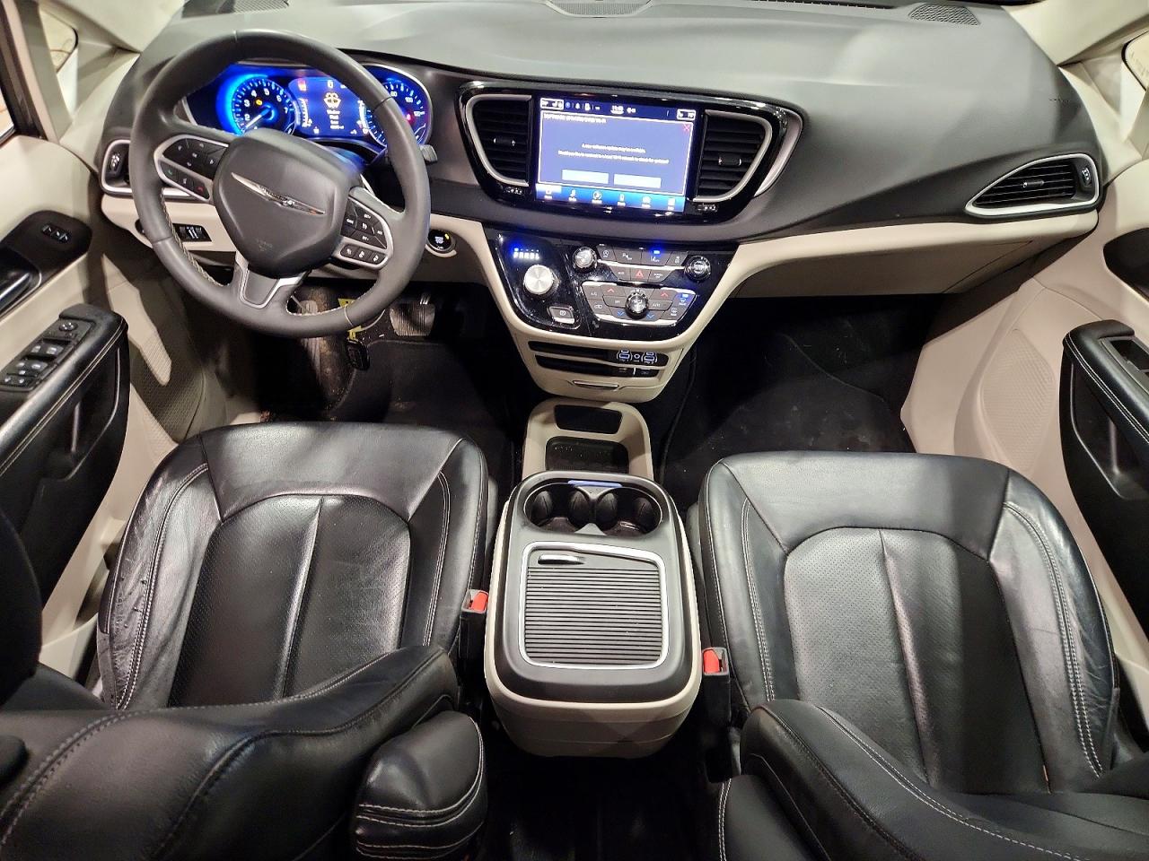 2022 CHRYSLER PACIFICA