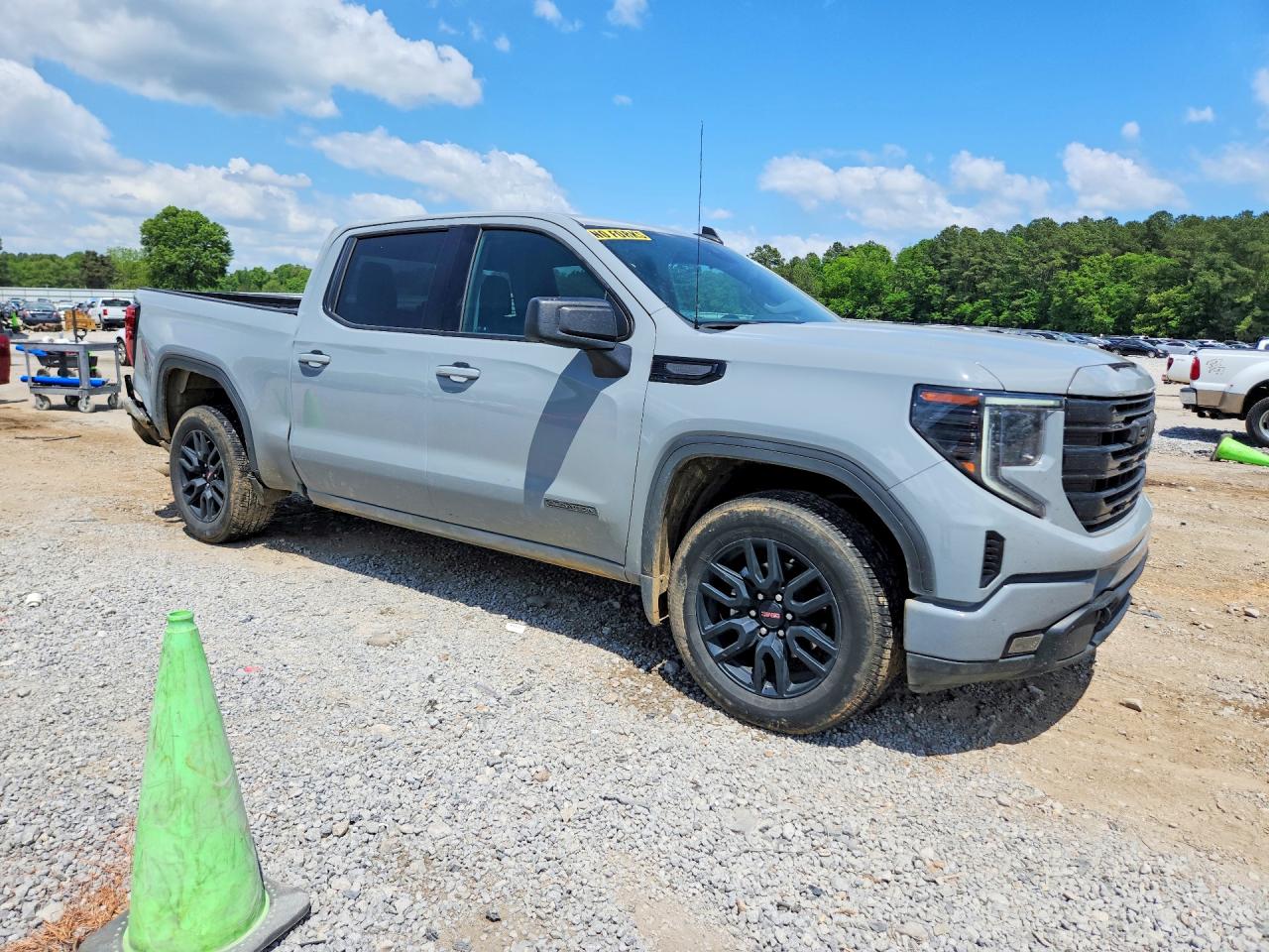 2024 GMC SIERRA