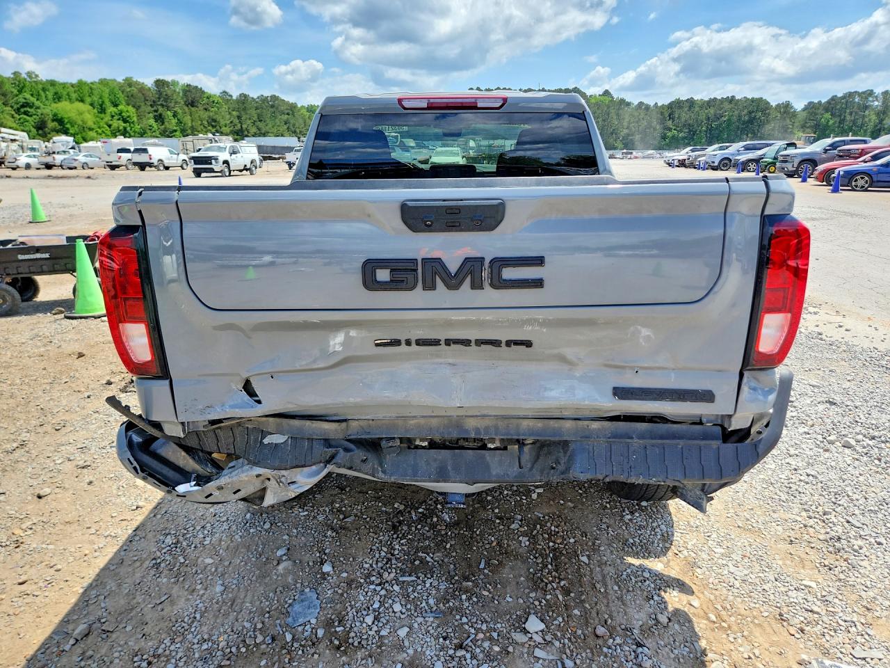 2024 GMC SIERRA