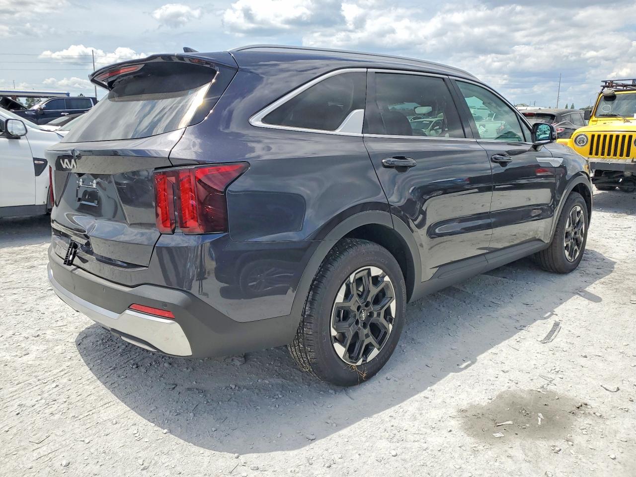 2026 KIA SORENTO