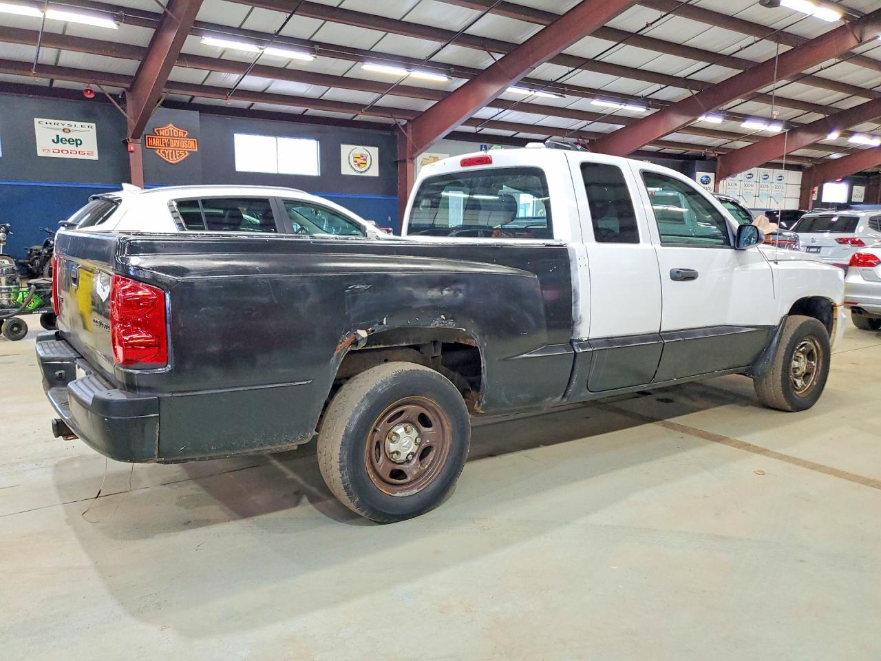 2010 DODGE DAKOTA