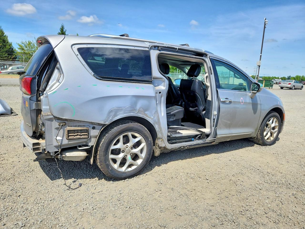 2019 CHRYSLER PACIFICA