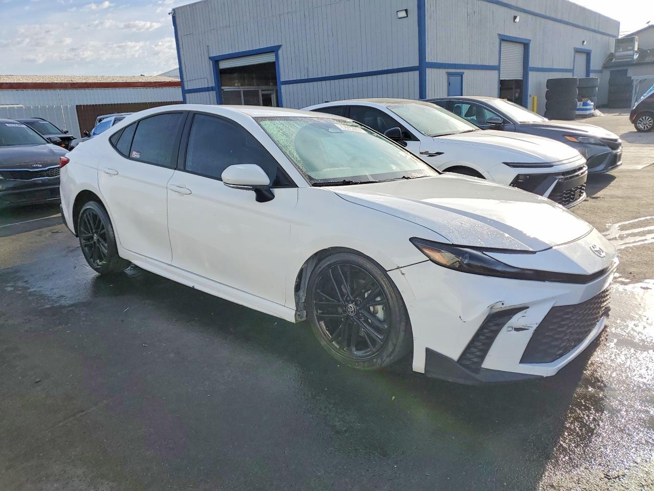 2025 TOYOTA CAMRY