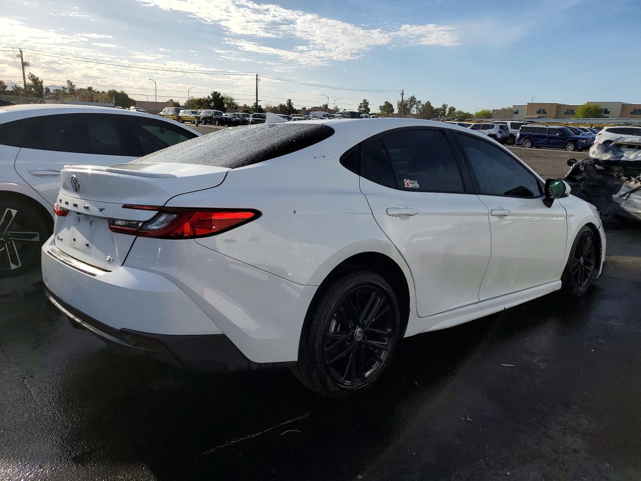 2025 TOYOTA CAMRY
