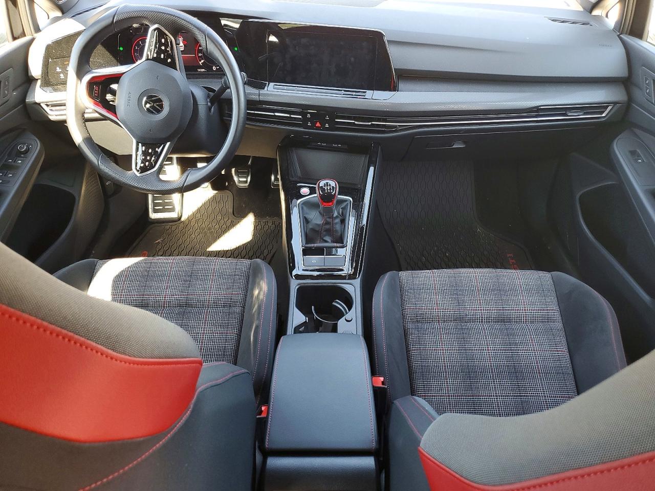 2023 VOLKSWAGEN GTI
