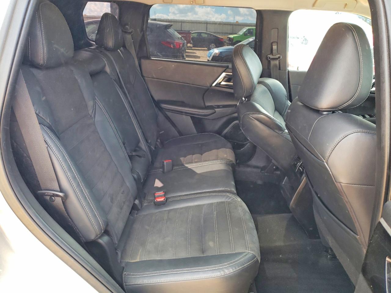 2022 MITSUBISHI OUTLANDER