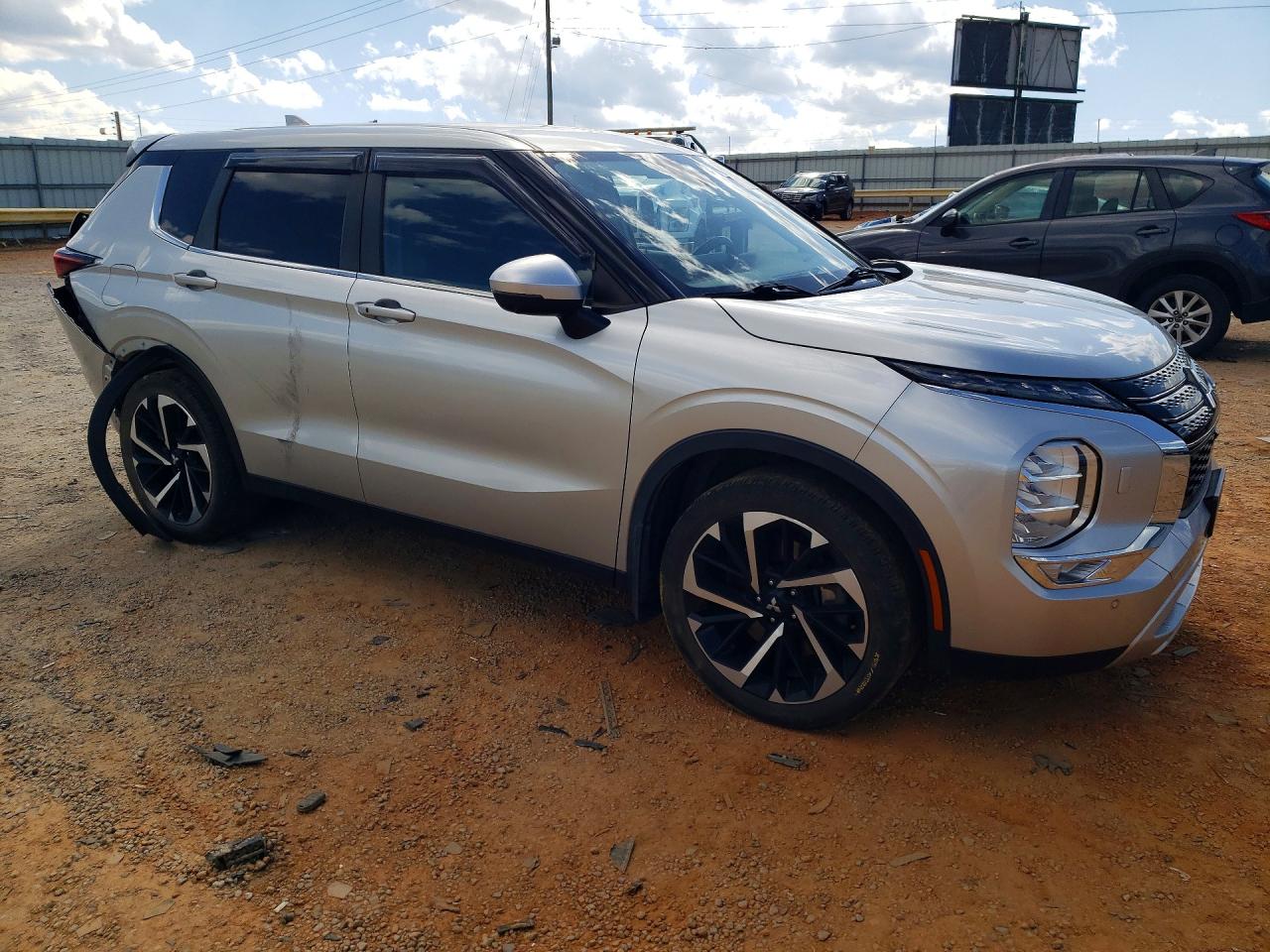 2022 MITSUBISHI OUTLANDER