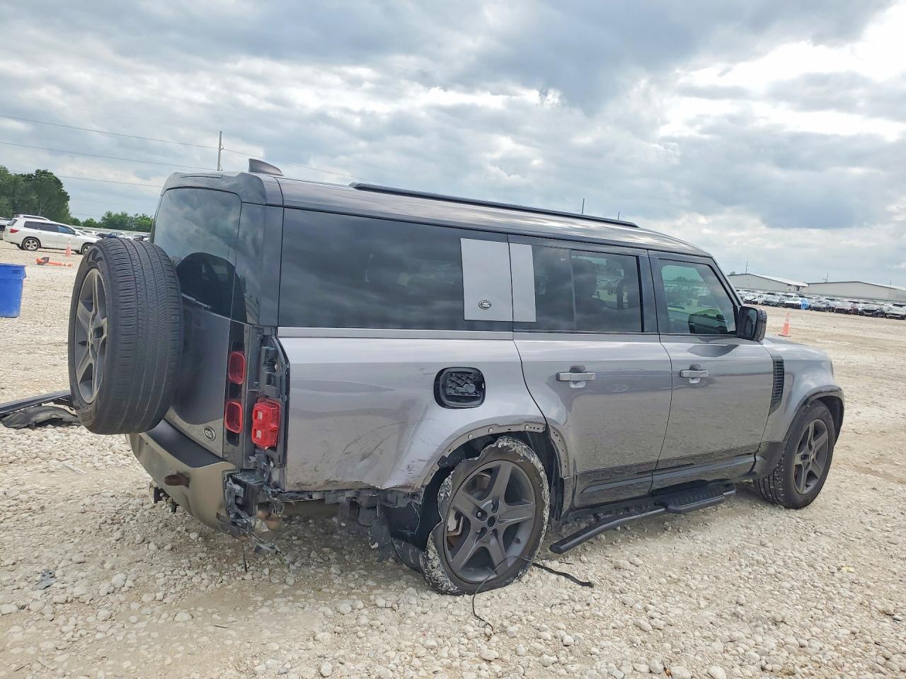 2023 LAND ROVER DEFENDER