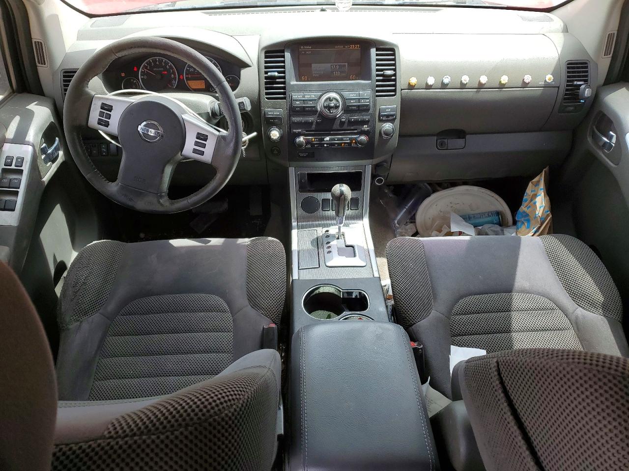 2011 NISSAN PATHFINDER