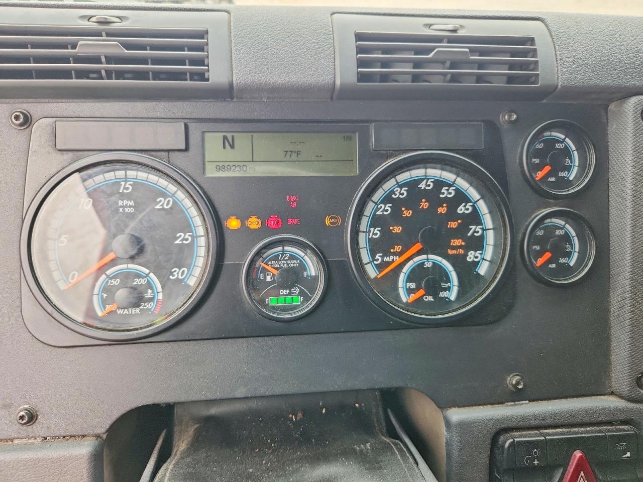 2016 FREIGHTLINER CASCADIA
