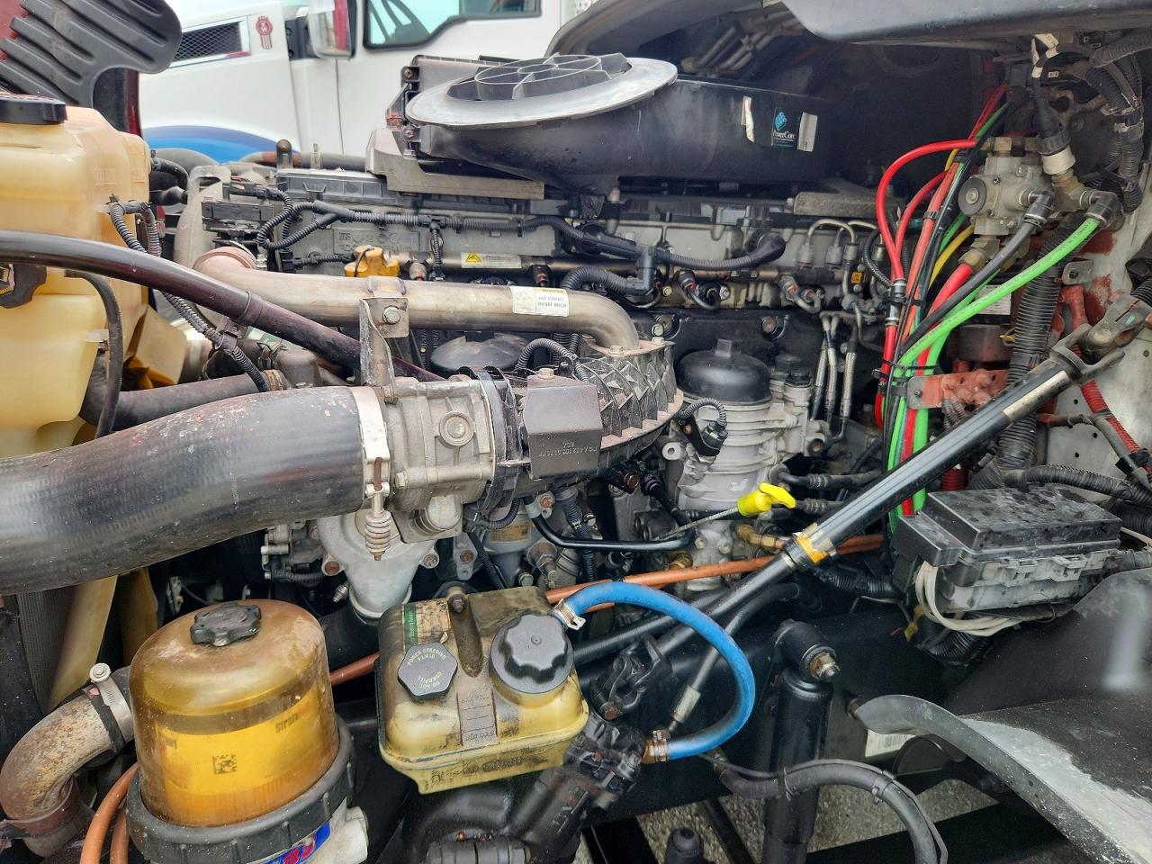 2016 FREIGHTLINER CASCADIA