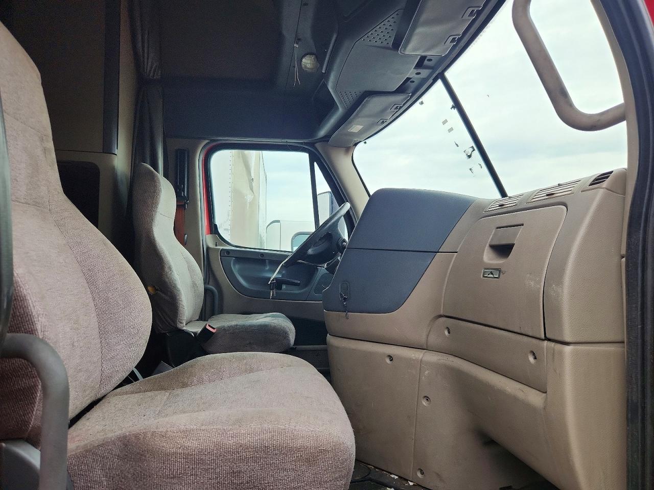 2016 FREIGHTLINER CASCADIA