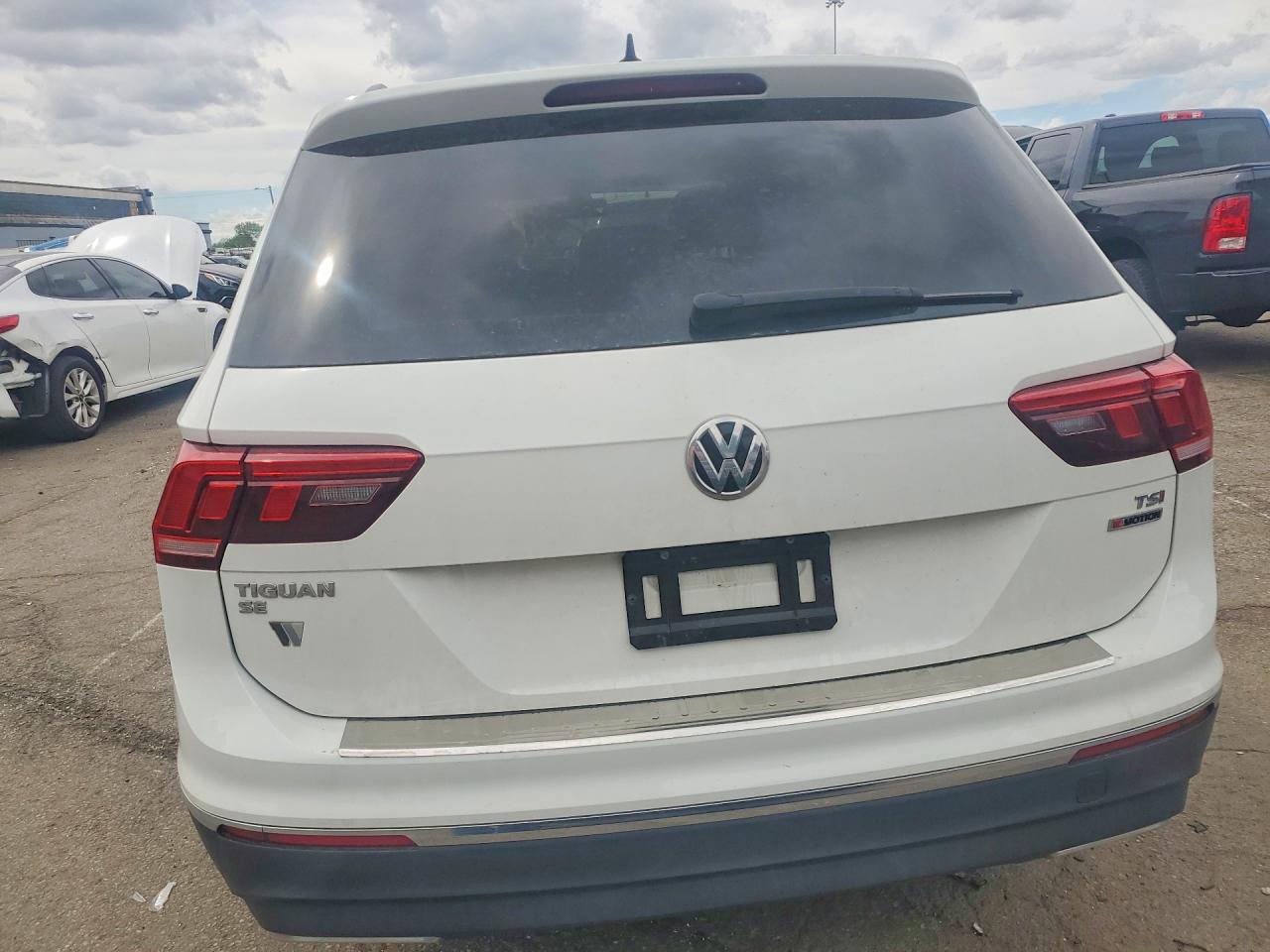 2018 VOLKSWAGEN TIGUAN