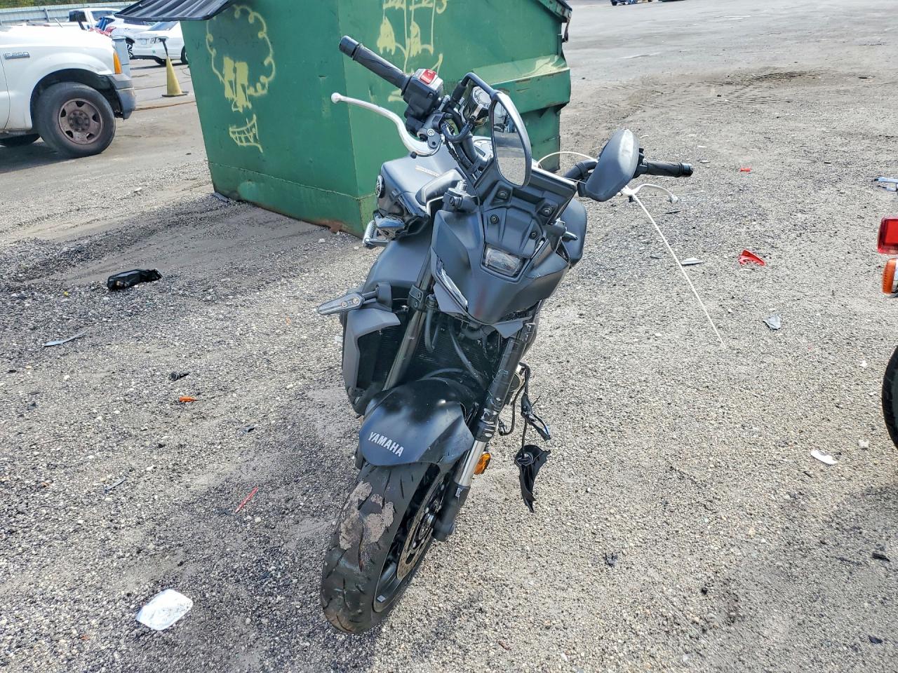 2025 YAMAHA MT09
