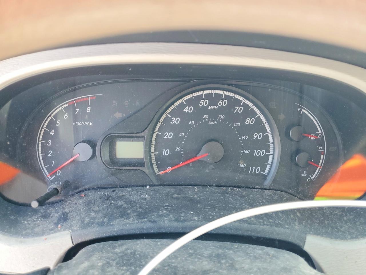 2011 TOYOTA SIENNA