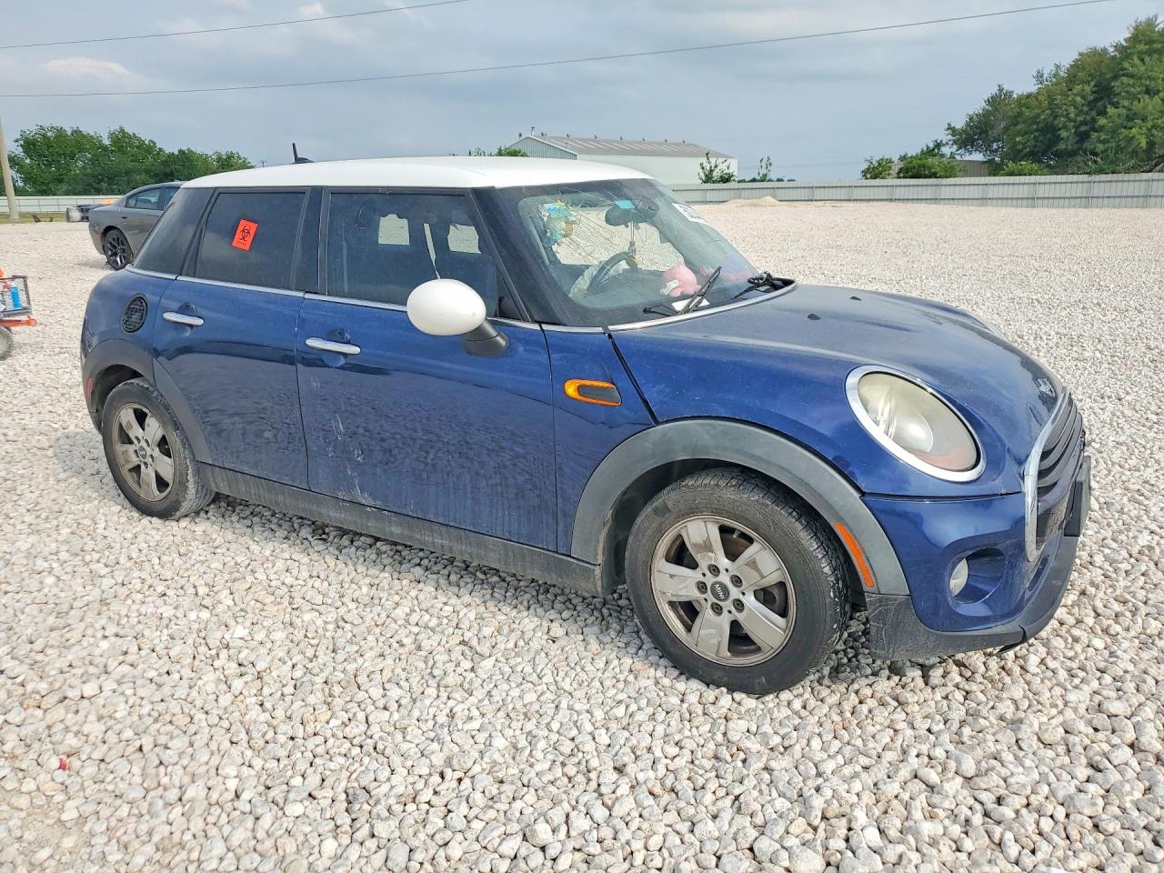 2015 MINI COOPER