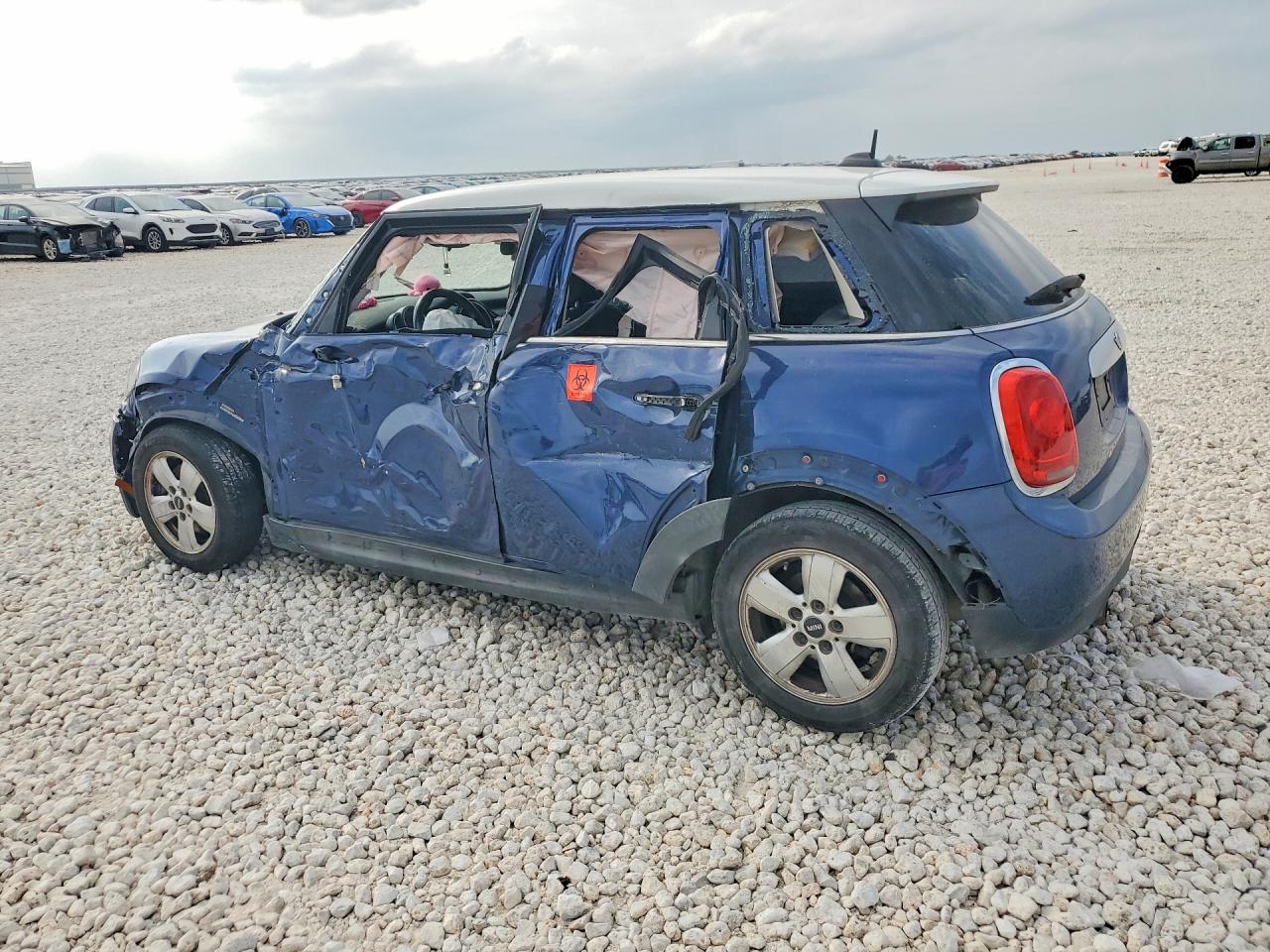 2015 MINI COOPER