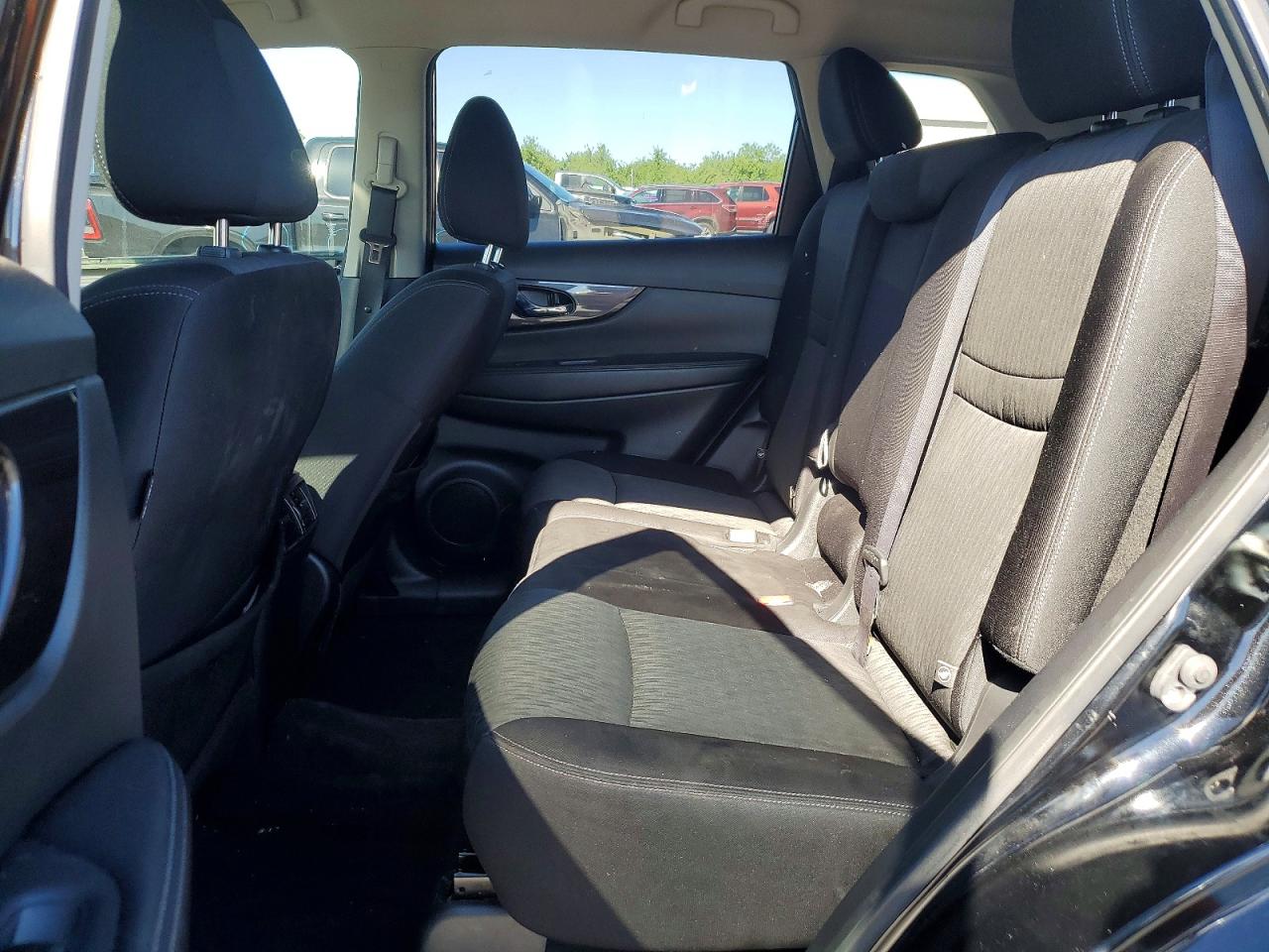2019 NISSAN ROGUE