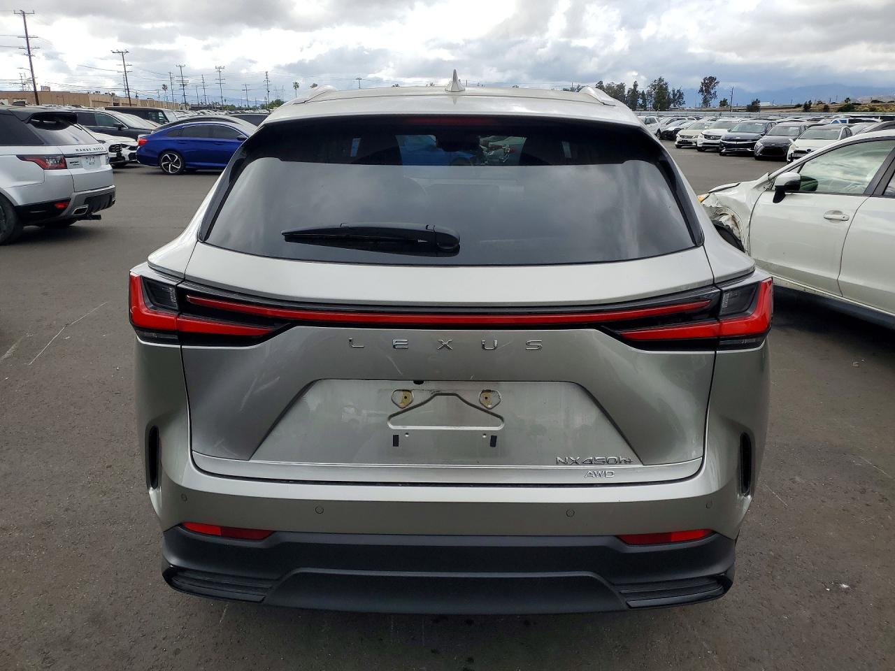 2025 LEXUS NX
