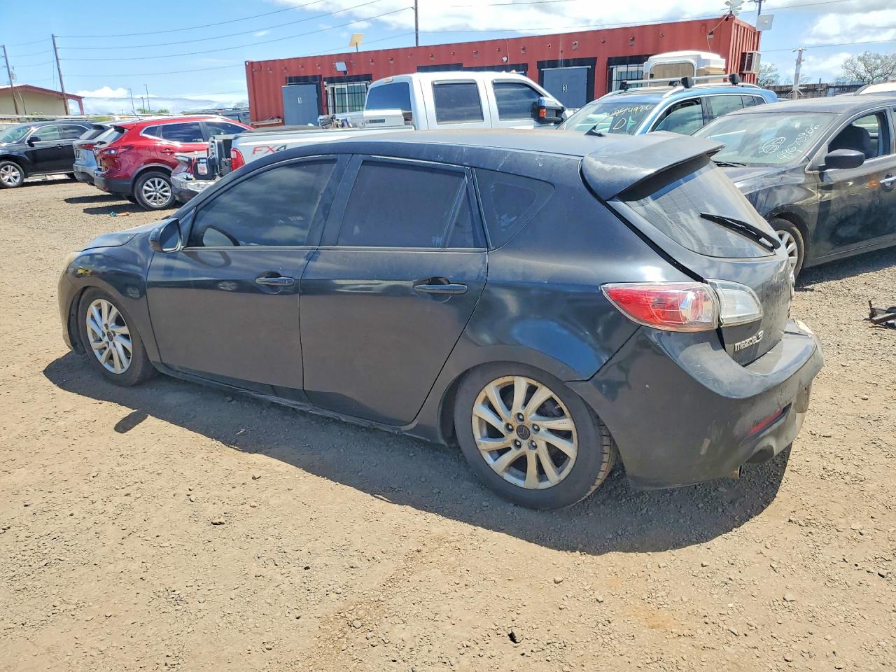 2013 MAZDA 3