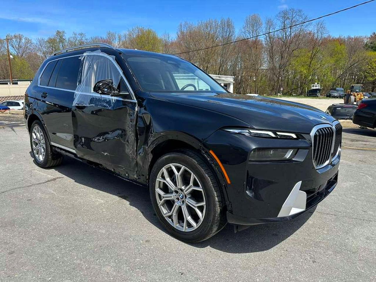 2025 BMW X7