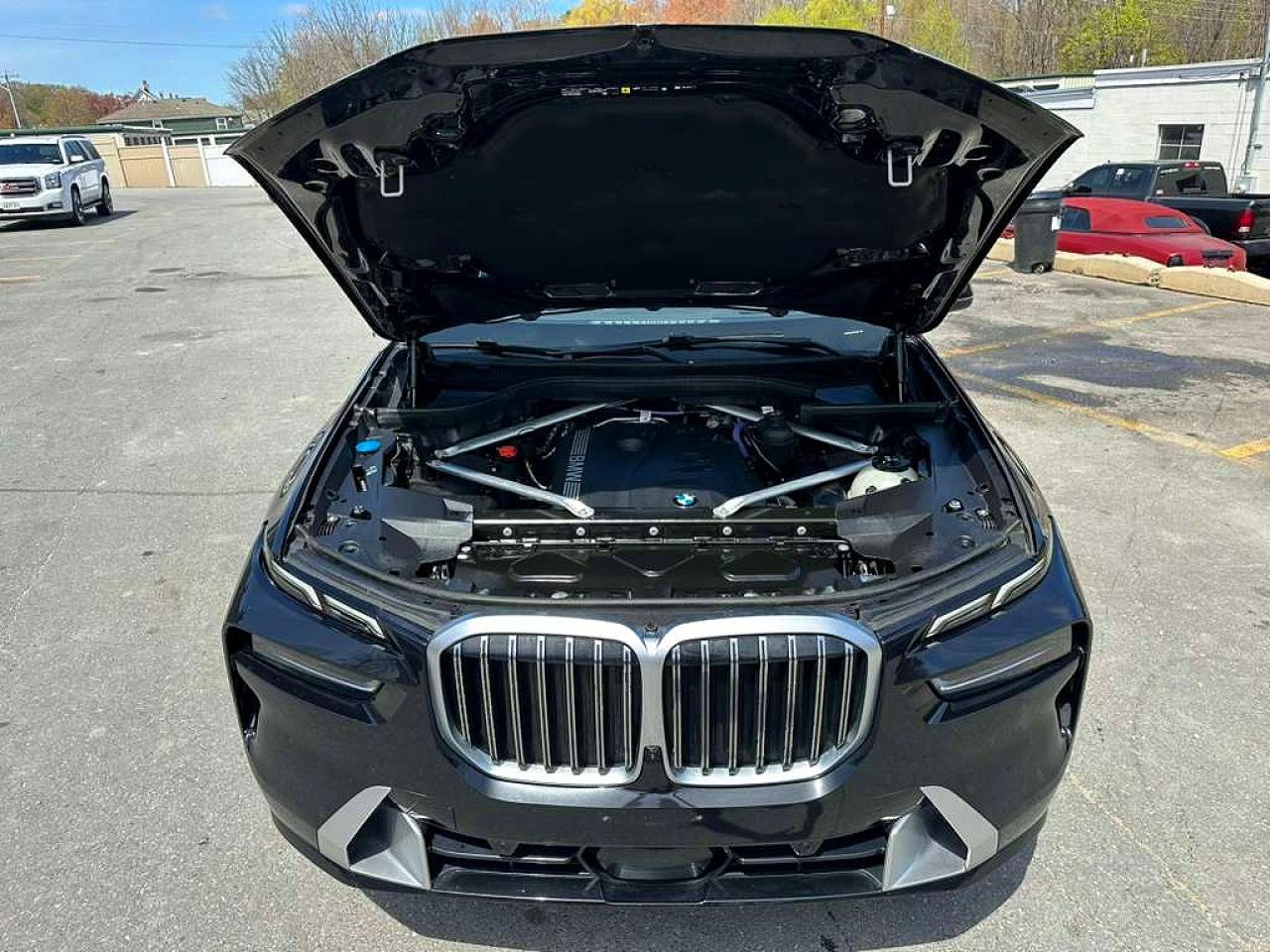 2025 BMW X7