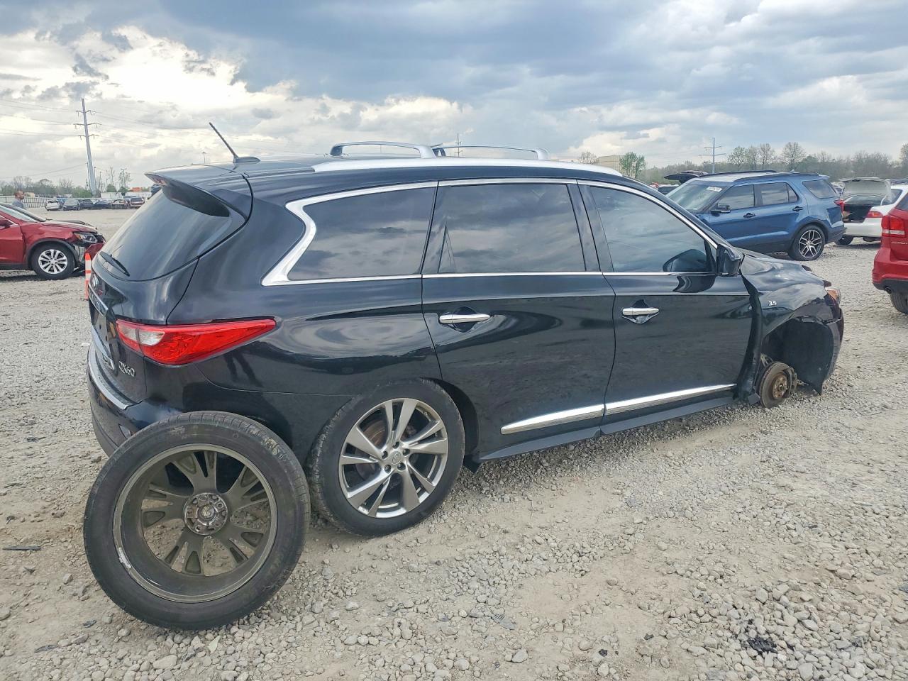 2015 INFINITI QX60