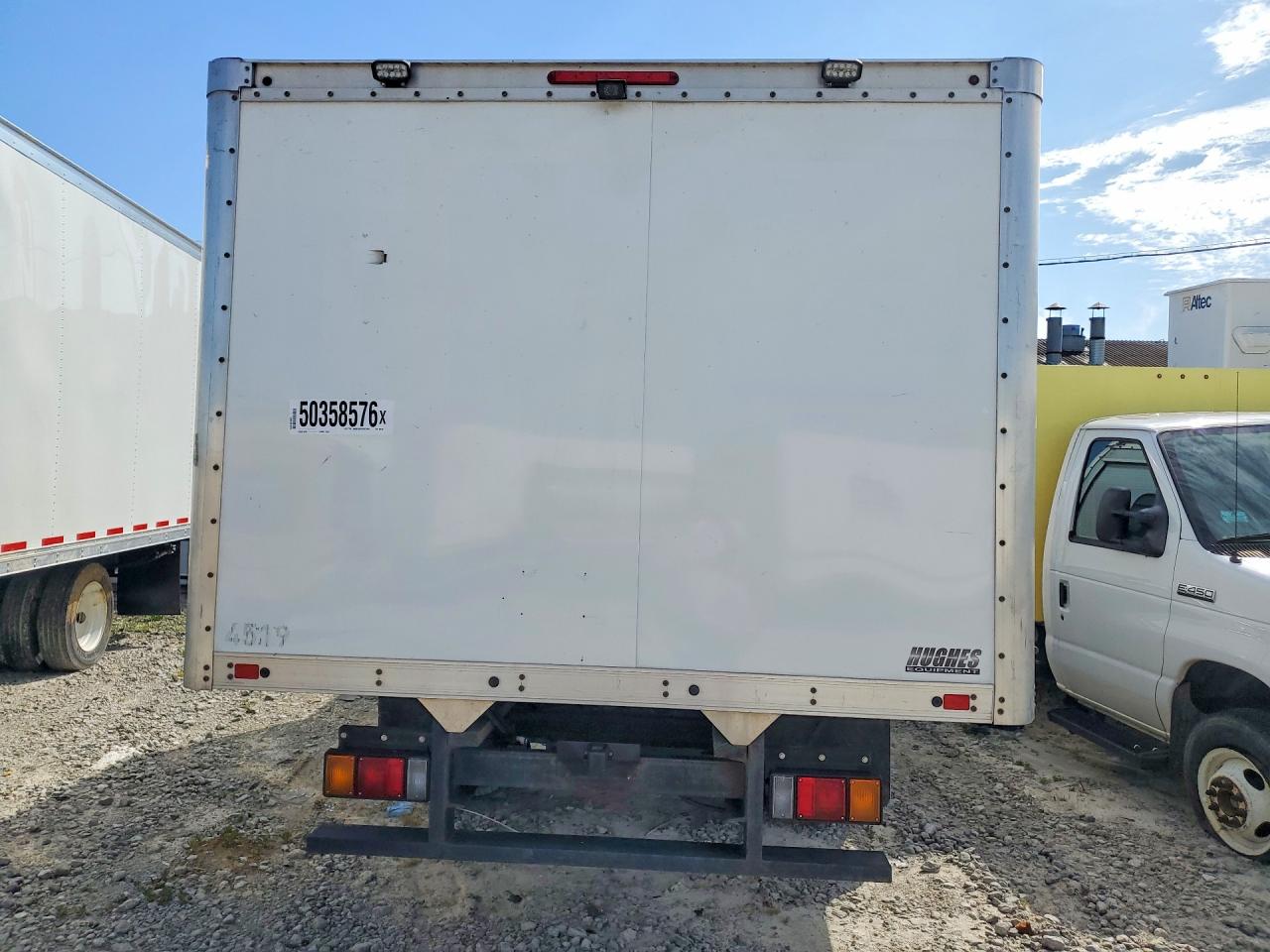 2020 ISUZU NPR