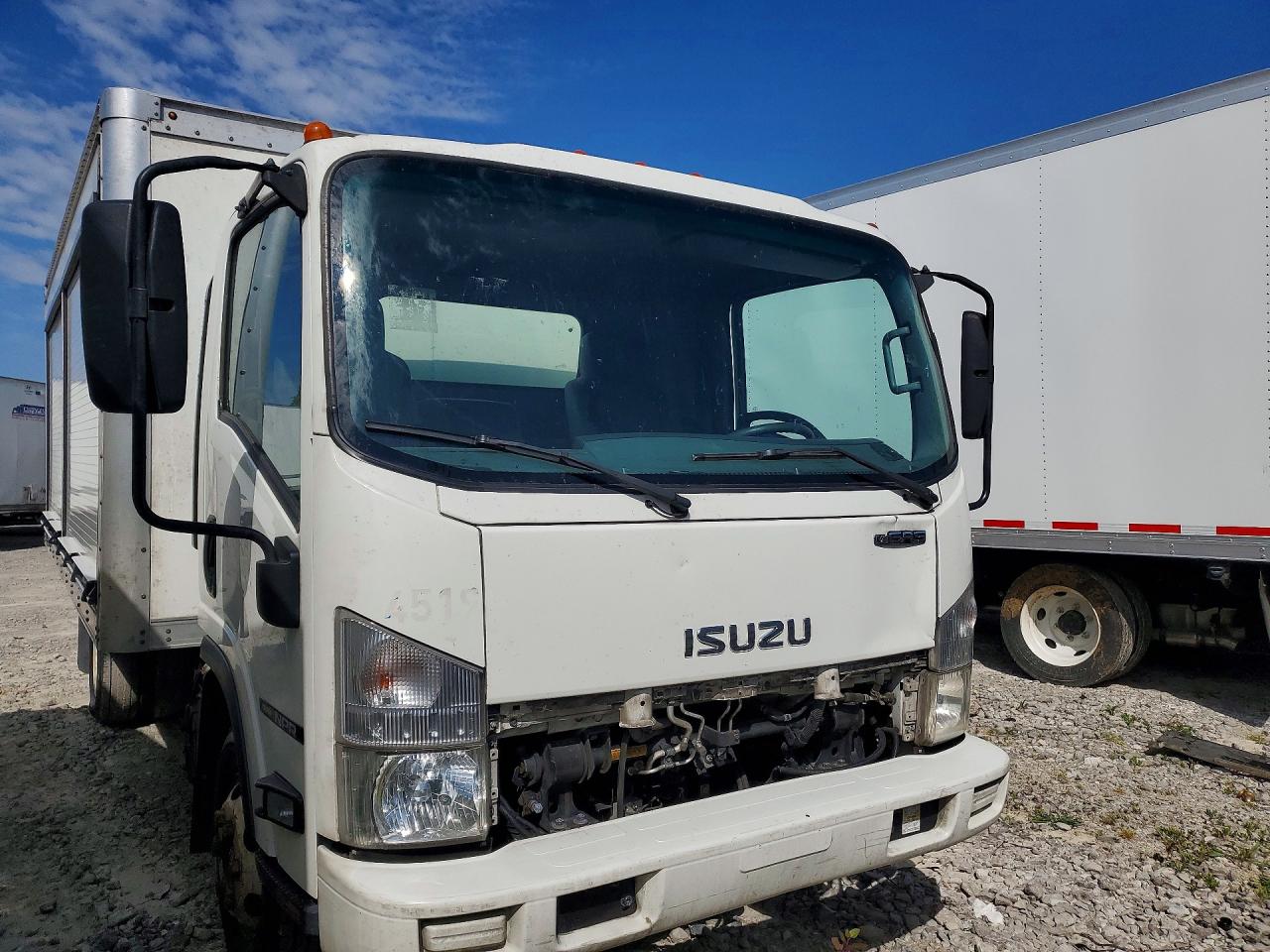 2020 ISUZU NPR