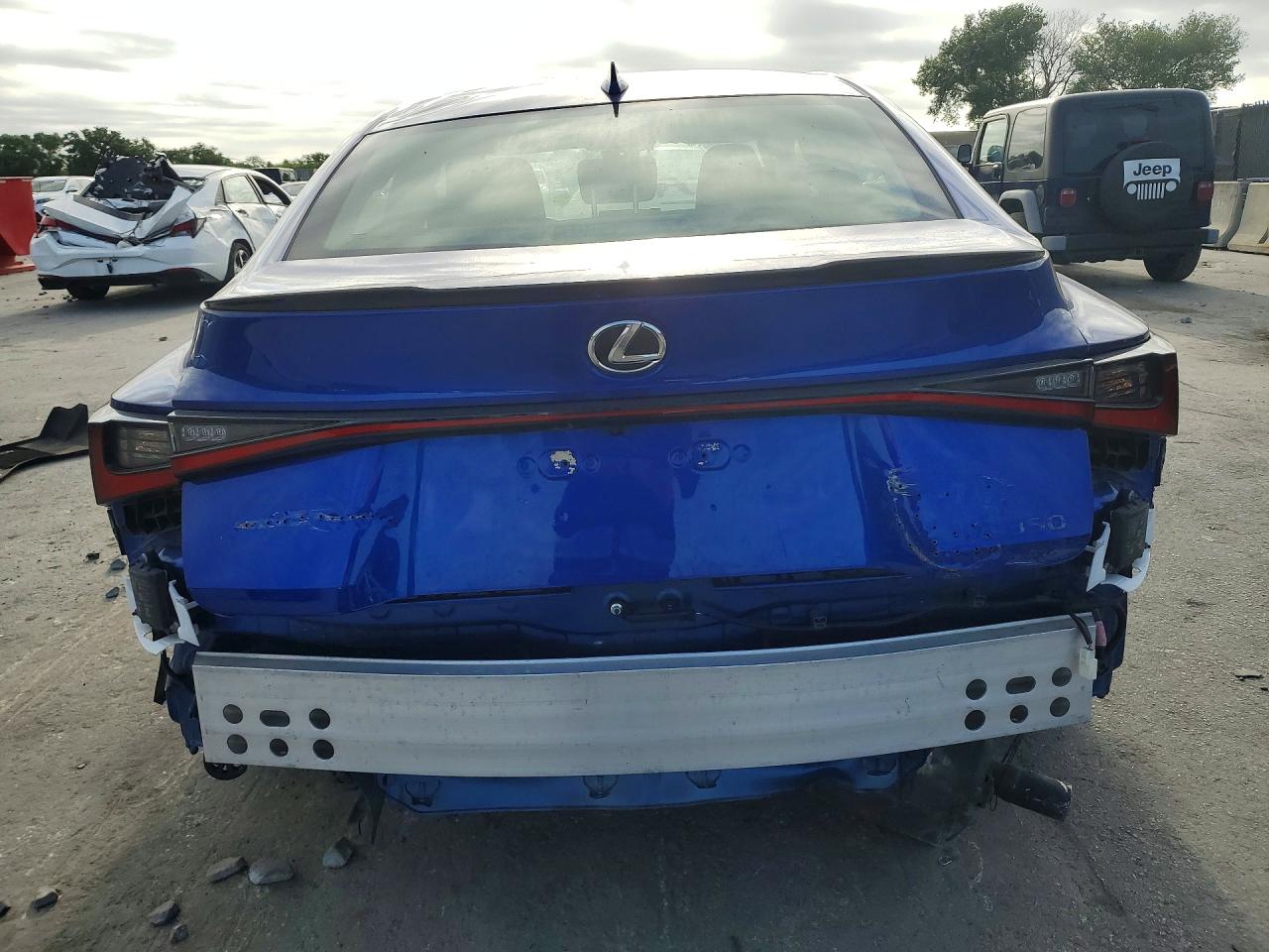 2023 LEXUS IS