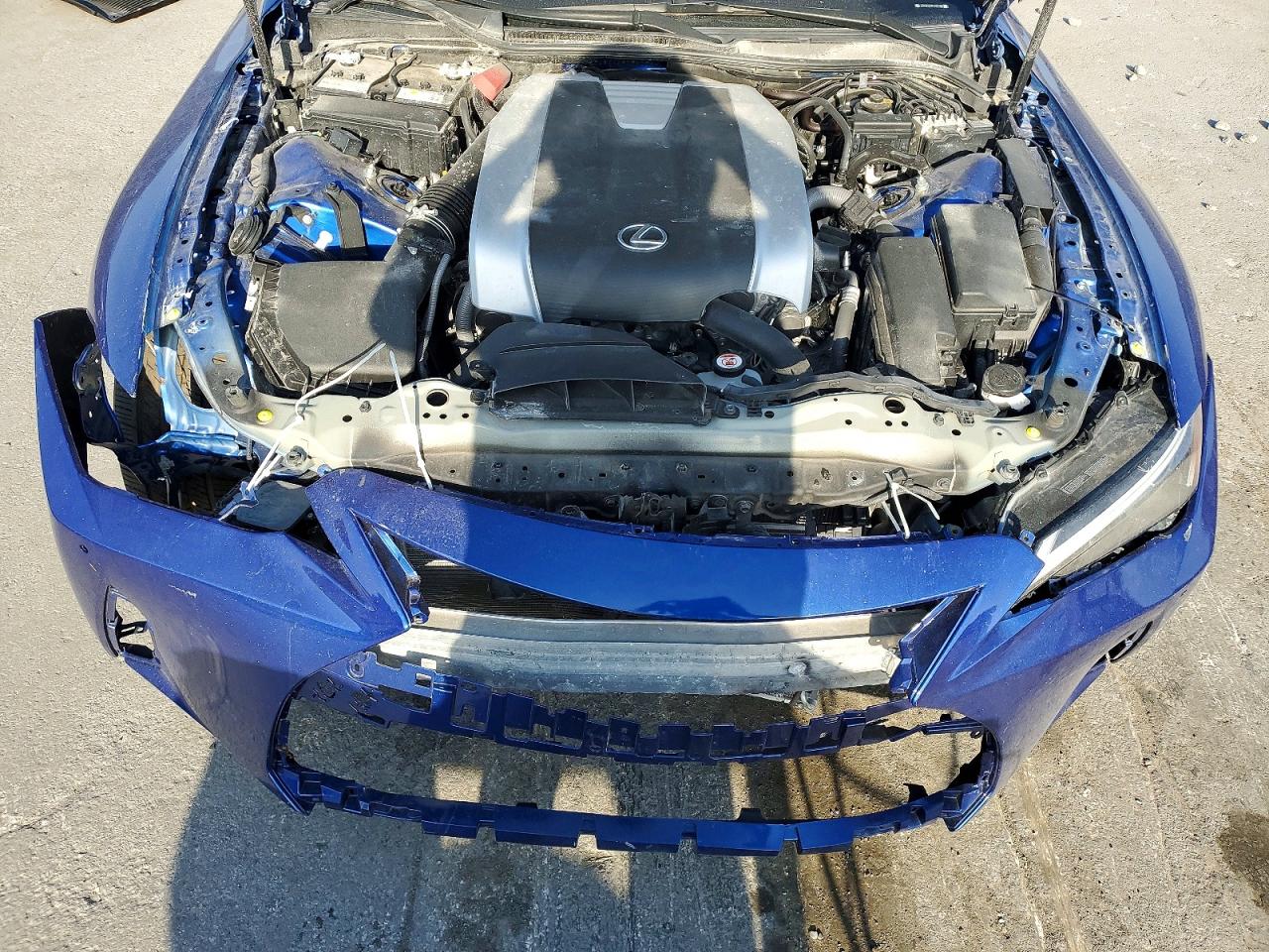 2023 LEXUS IS