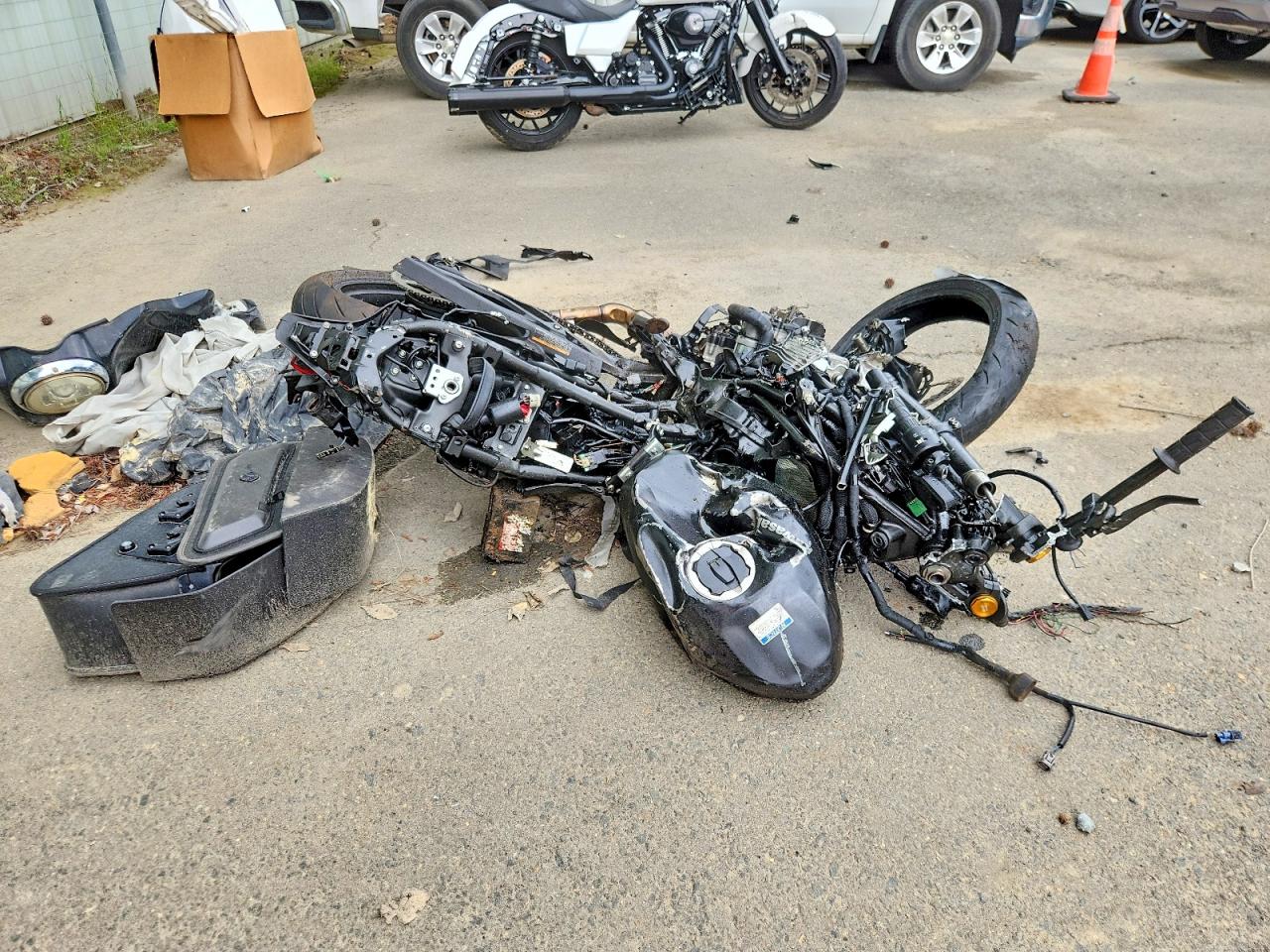 2024 KAWASAKI ZX400