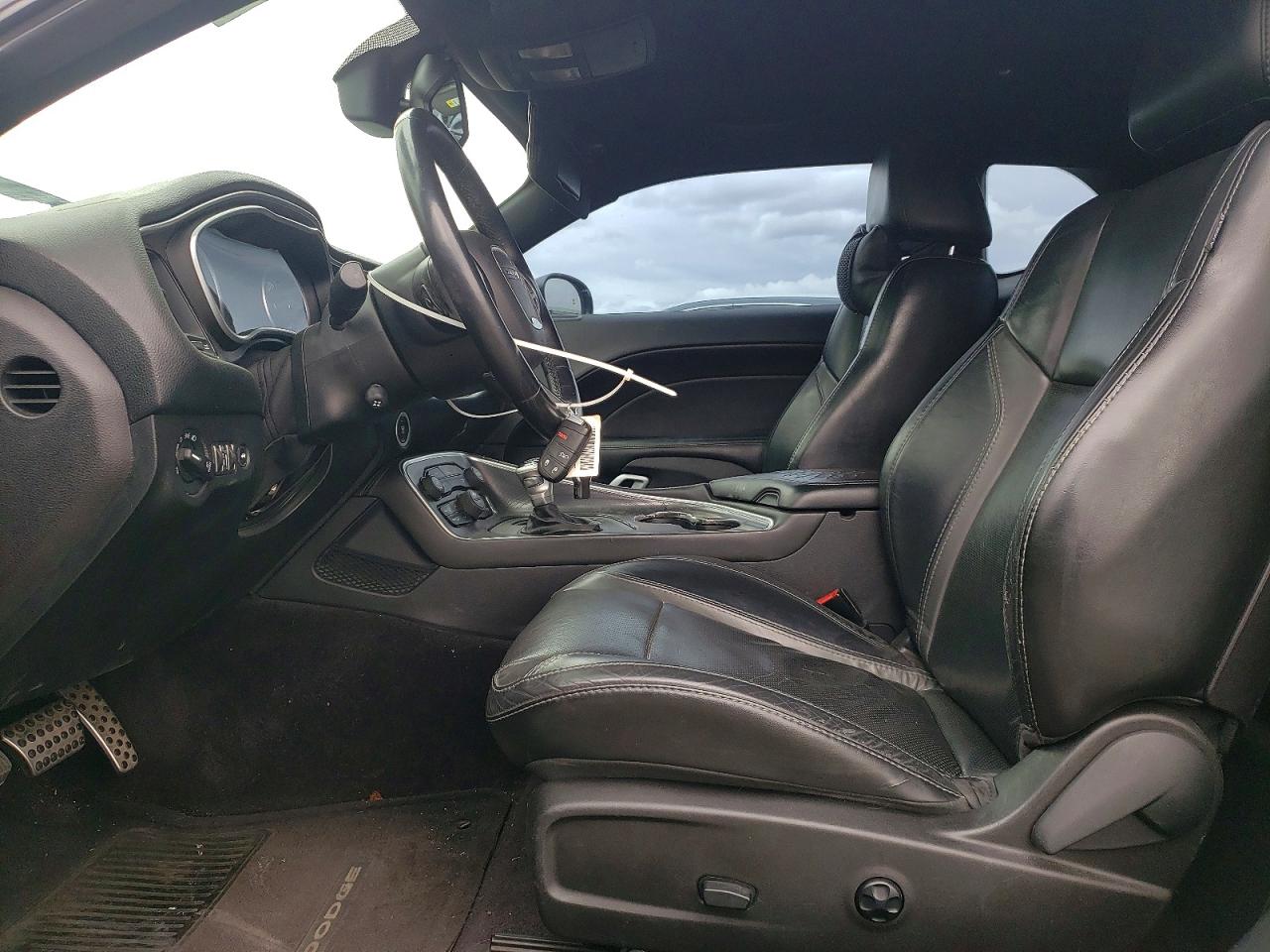 2016 DODGE CHALLENGER