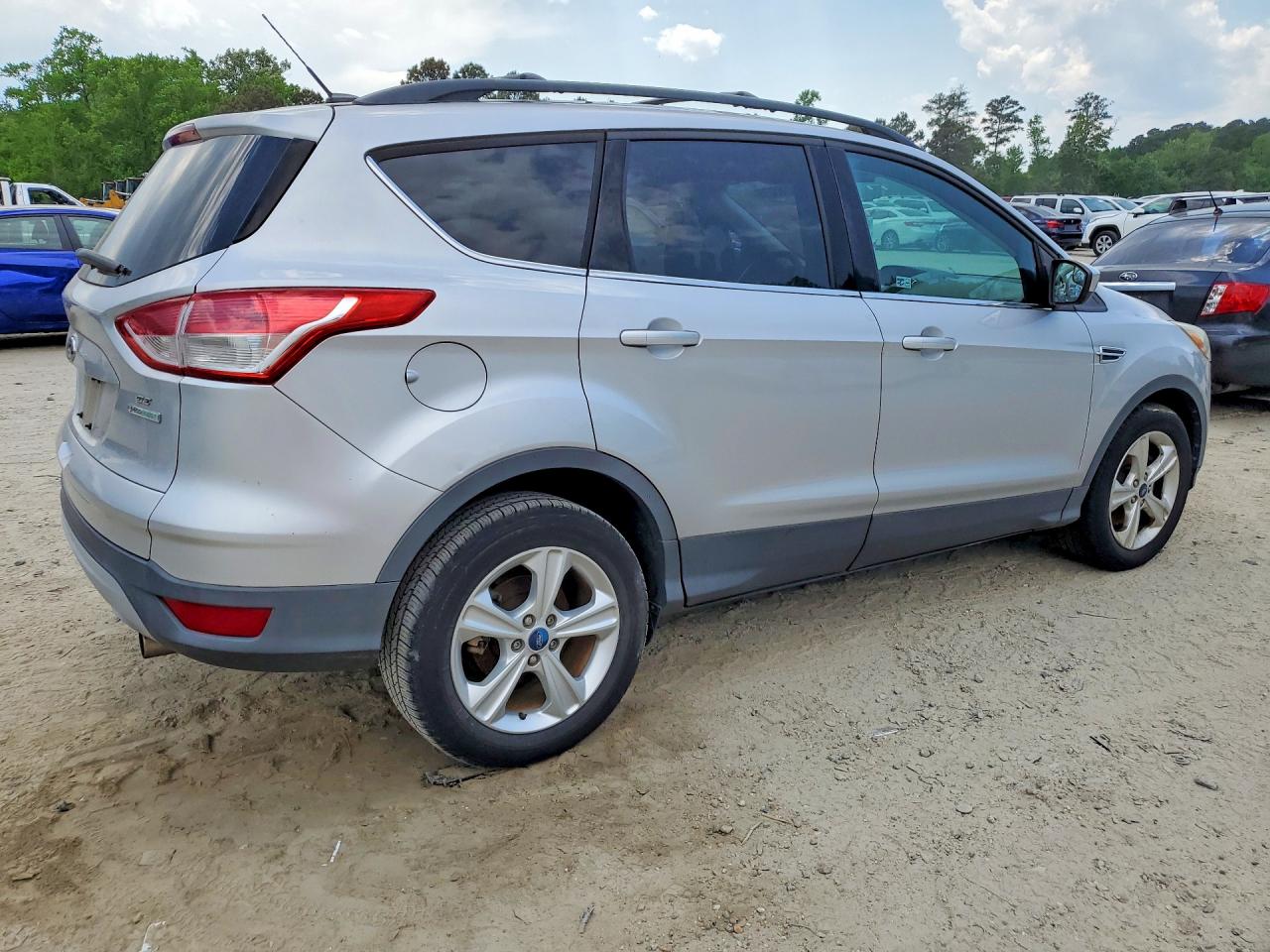 2013 FORD ESCAPE