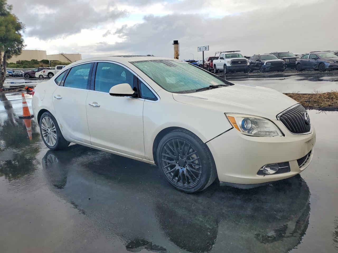 2013 BUICK VERANO