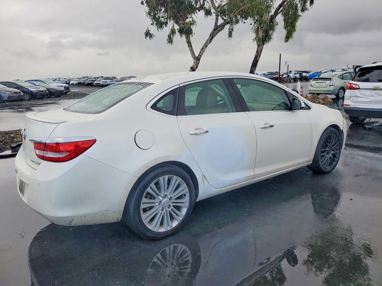 2013 BUICK VERANO