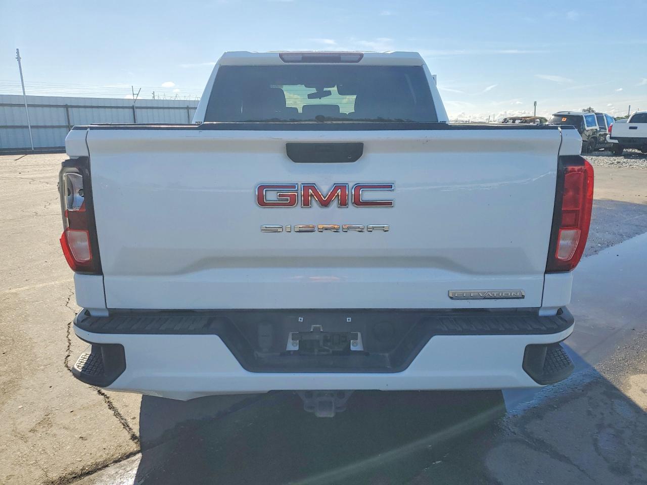 2021 GMC SIERRA