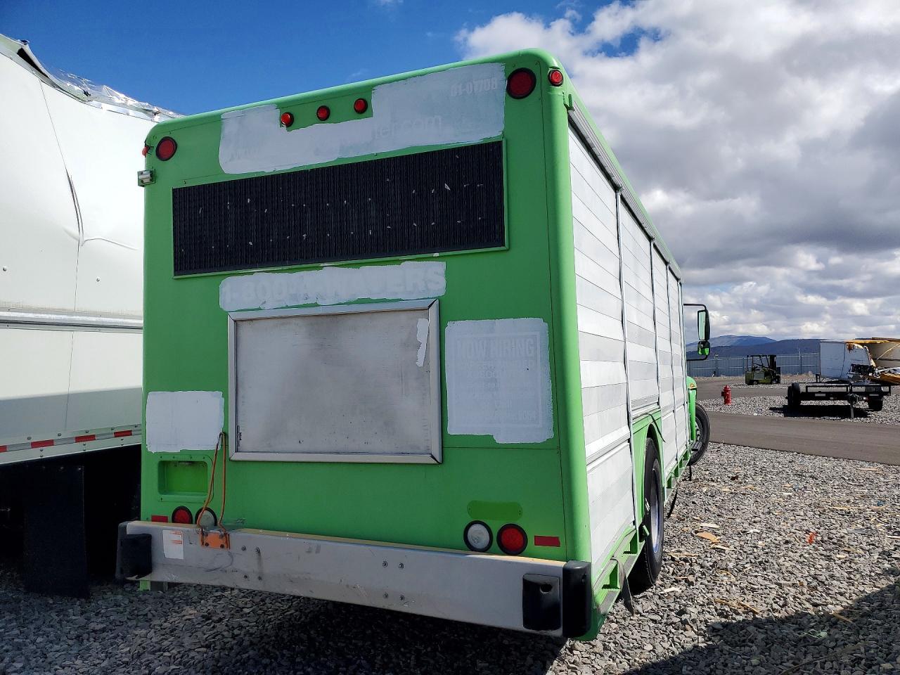 2007 INTERNATIONAL 4000 SERIE
