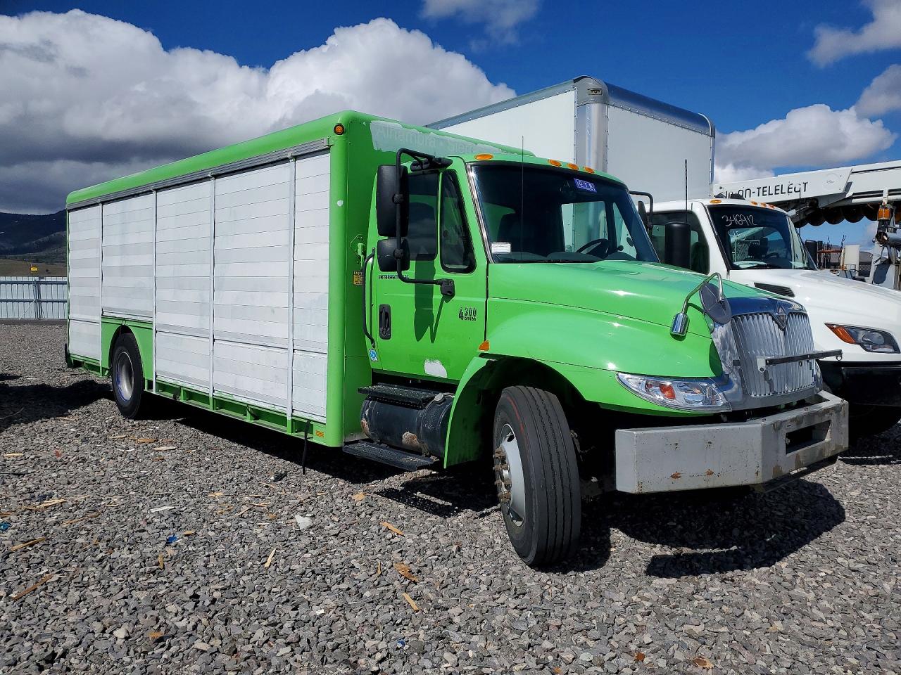2007 INTERNATIONAL 4000 SERIE