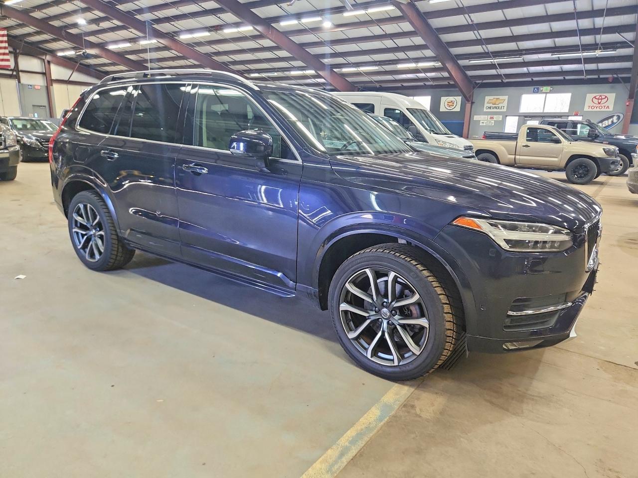 2016 VOLVO XC90