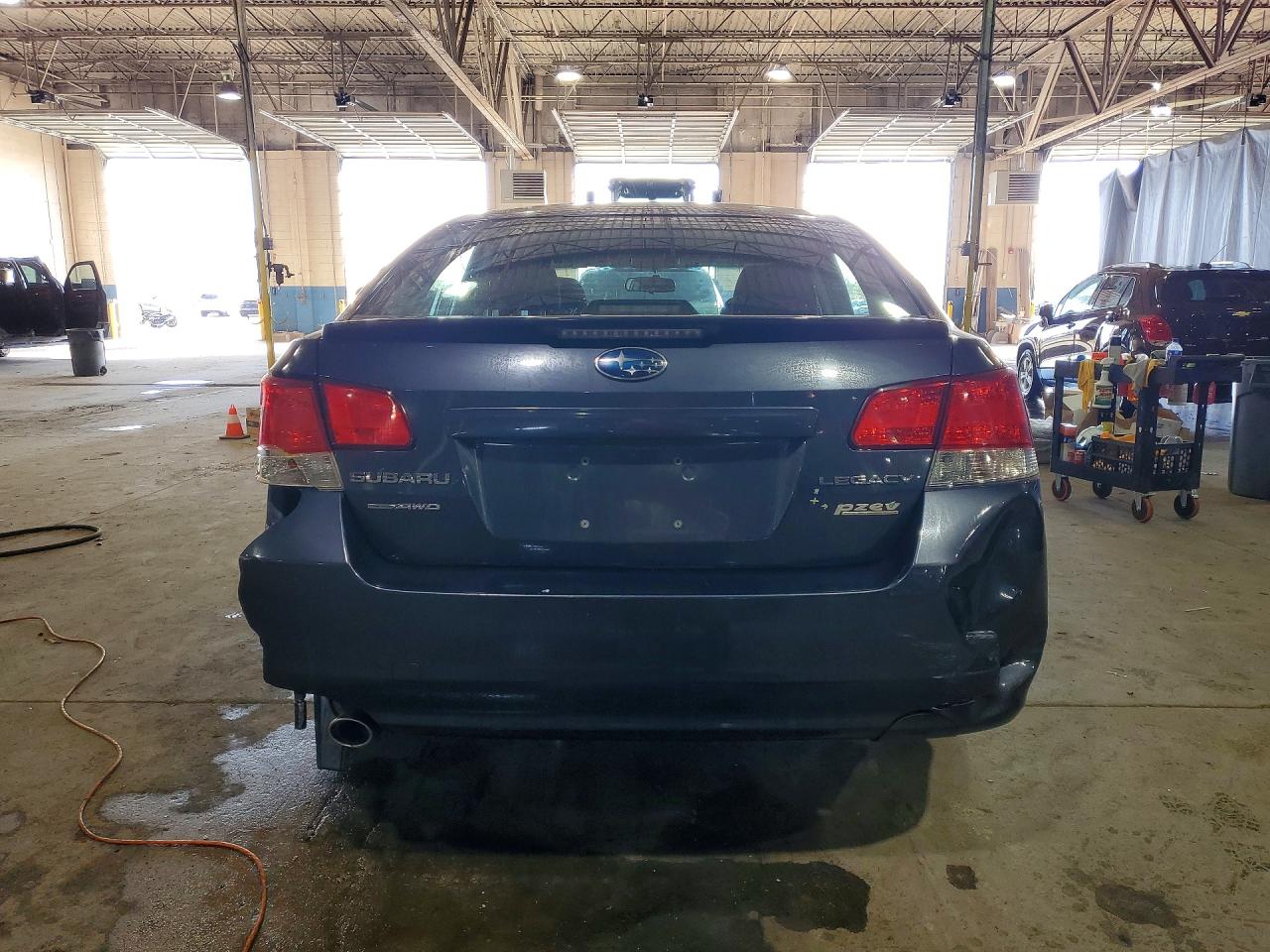 2013 SUBARU LEGACY