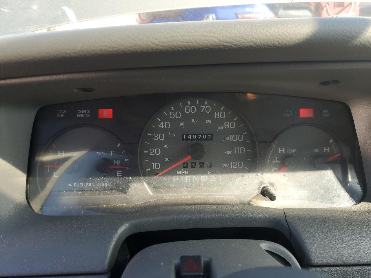 2004 MERCURY GRMARQUIS