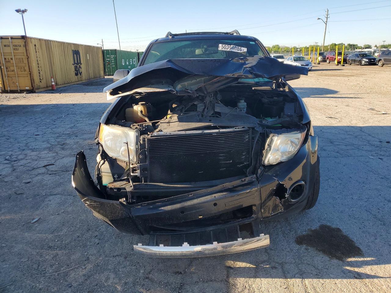 2011 FORD ESCAPE